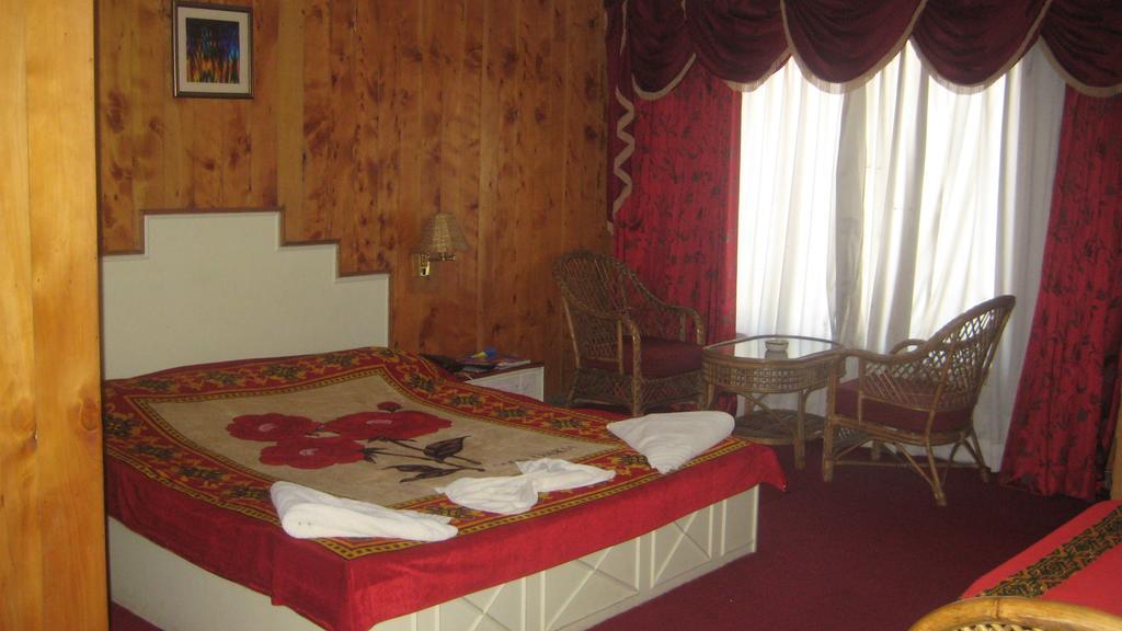 Goldan Parks Inn Kodaikanal Quarto foto
